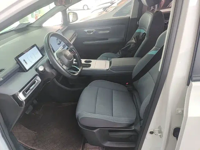 GAC Aion Y — Фото автомобиля 14