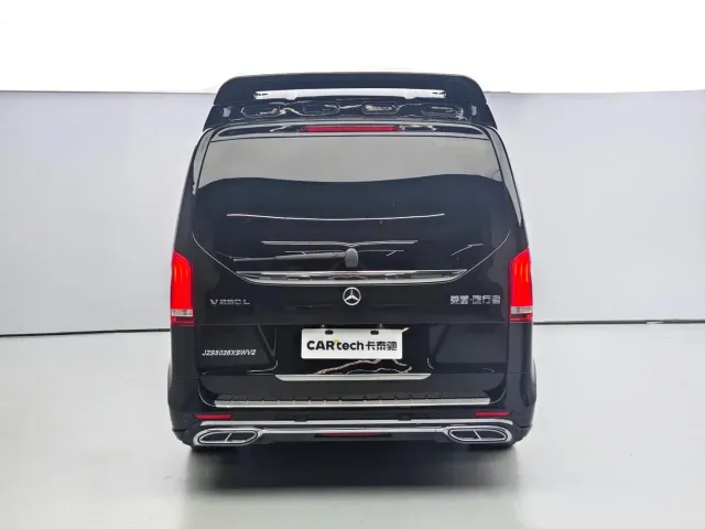 Rhein Auto Traveler — Фото автомобиля 6