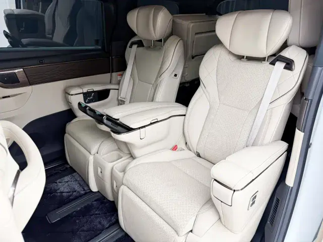 Toyota Alphard — Фото автомобиля 7