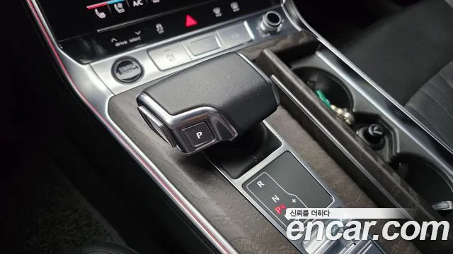 Audi A6 C8 — Фото автомобиля 12