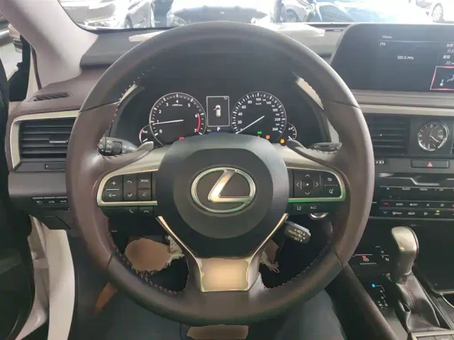 Lexus RX — Фото автомобиля 10
