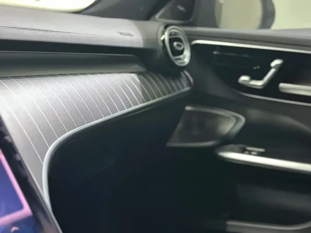 Mercedes-Benz C-Class — Фото автомобиля 23