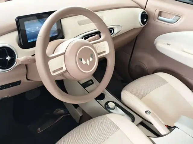 Wuling Hongguang Mini EV — Фото автомобиля 9