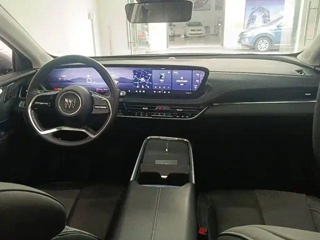 Buick LaCrosse — Фото автомобиля 9