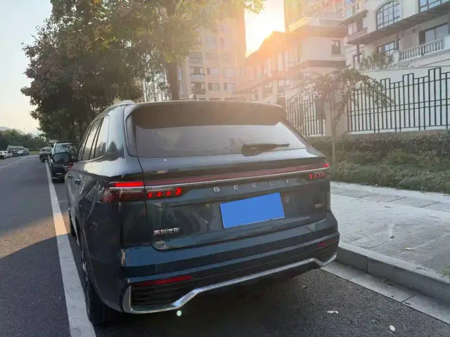 Geely Xingyue L — Фото автомобиля 3