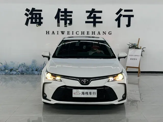 Toyota Corolla — Фото автомобиля 2