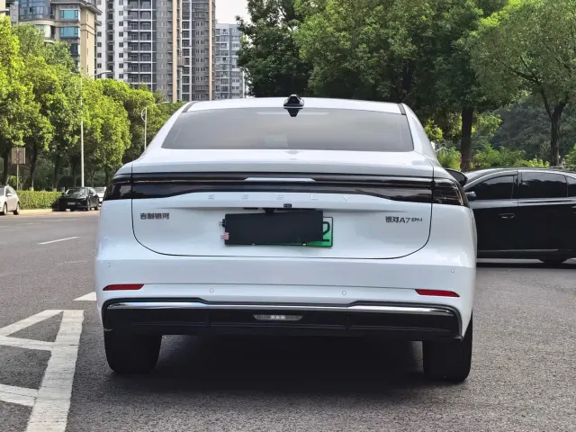 Geely Galaxy A7 — Фото автомобиля 18