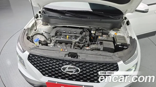 Hyundai Venue — Фото автомобиля 6