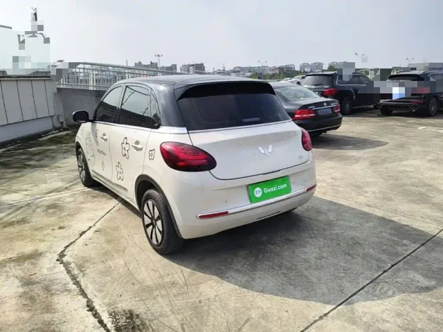 Wuling Bingo — Фото автомобиля 4