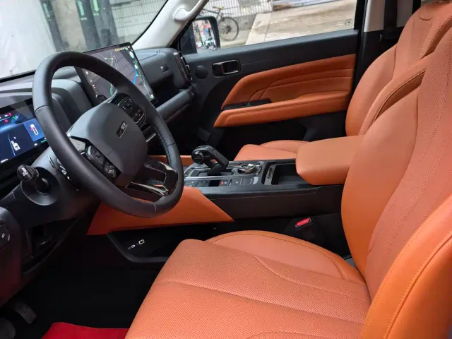 Haval H9 — Фото автомобиля 7
