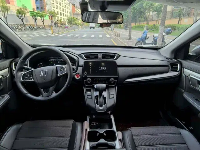 Honda CR-V — Фото автомобиля 13