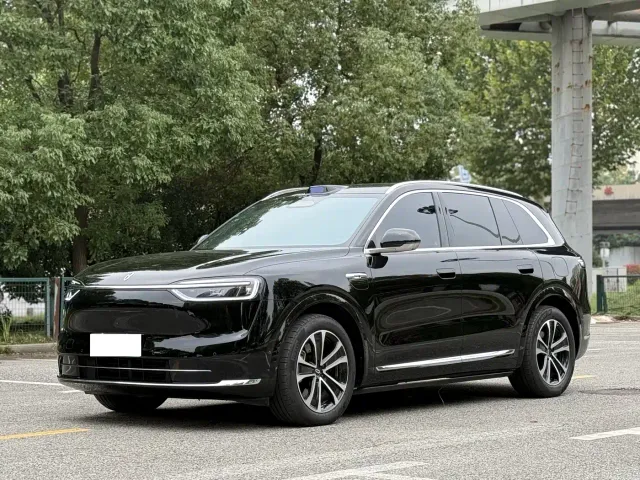 Фотография автомобиля — Aito M7