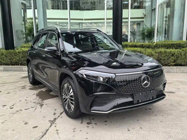 Mercedes-Benz EQB — Фото автомобиля 2