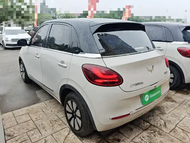 Wuling Bingo — Фото автомобиля 4