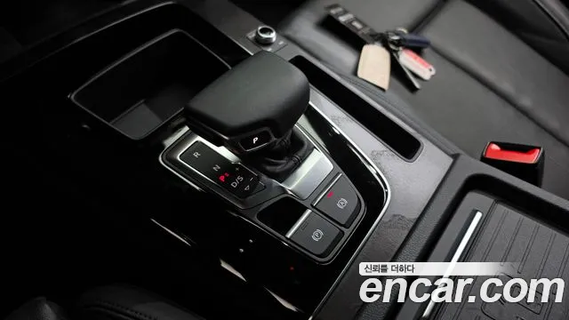 Audi Q5 45 TFSI quattro Premium — Фото автомобиля 8