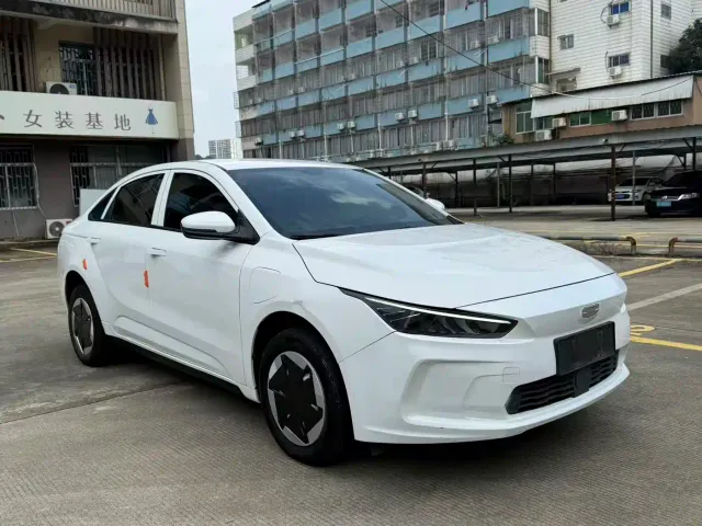 Geely Geometry A — Фото автомобиля 3