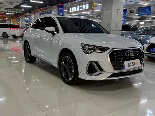 Audi Q3 — Фото автомобиля 3