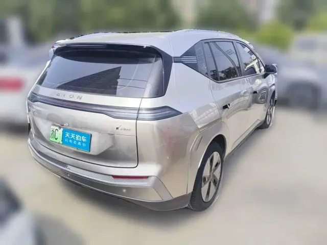 GAC Aion Y — Фото автомобиля 2