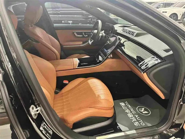 Mercedes-Benz S-Class — Фото автомобиля 20