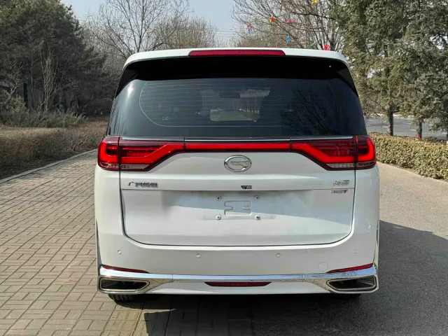 GAC Trumpchi M8 — Фото автомобиля 6