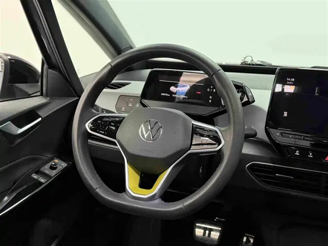 Volkswagen ID.3 — Фото автомобиля 7