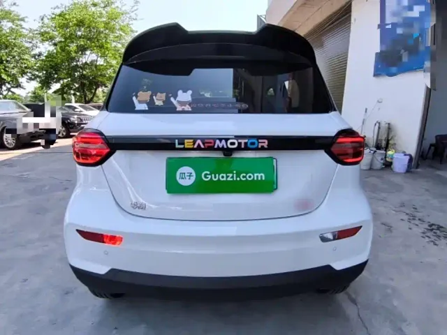 Leapmotor T03 — Фото автомобиля 5