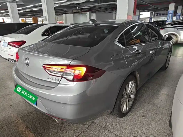 Buick Regal — Фото автомобиля 6