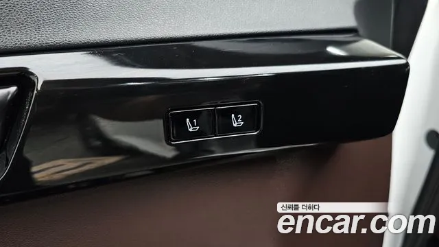 Hyundai Grandeur GN7 — Фото автомобиля 28