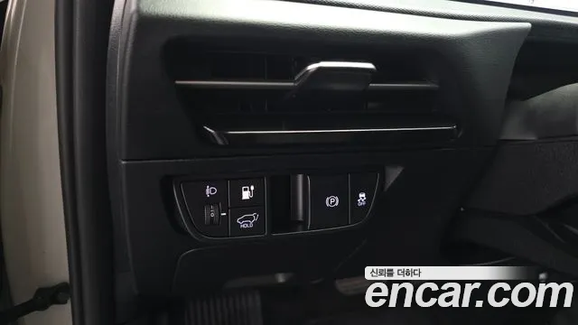 Kia EV6 — Фото автомобиля 28