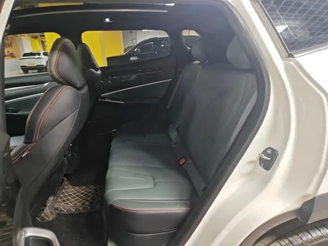Geely Boyue — Фото автомобиля 4