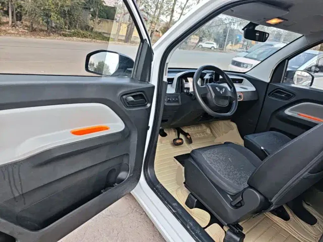 Wuling Hongguang Mini EV — Фото автомобиля 15