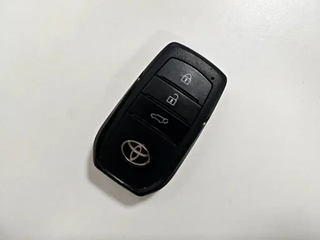 Toyota RAV4 — Фото автомобиля 13