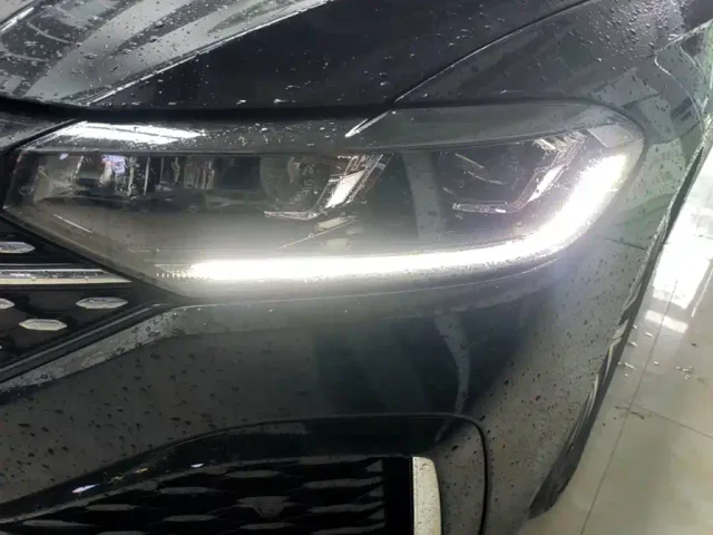 Volkswagen Lavida 2024 Model 300TSI DSG Starlight Leading Edition — Фото автомобиля 23
