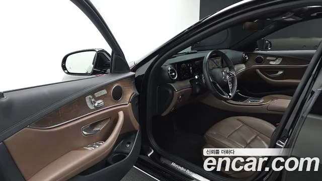 Mercedes-Benz E-Class W213 — Фото автомобиля 15