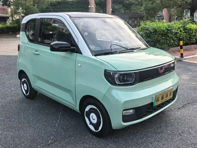 Wuling Motors Hongguang MINIEV 2022 Macaron Premium LFP — Фото автомобиля 2