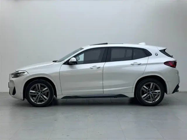 BMW X2 — Фото автомобиля 3