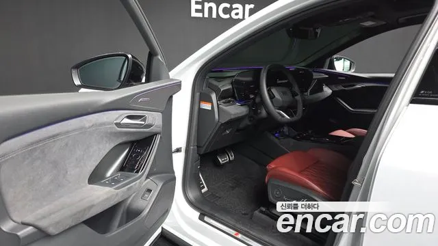 Audi SQ6 e-tron — Фото автомобиля 8