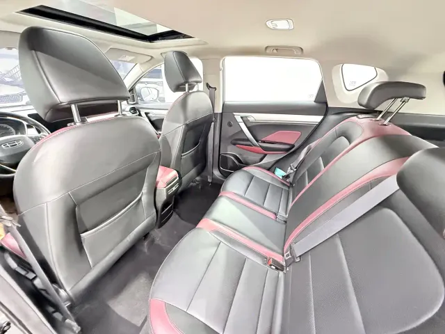 Geely Binyue — Фото автомобиля 8