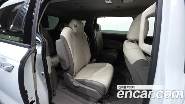 Kia Canival Carnival 4 поколение Дизель 9 мест Noblesse — Фото автомобиля 11