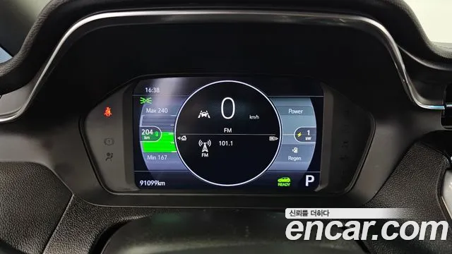 Chevrolet Bolt EV New — Фото автомобиля 11