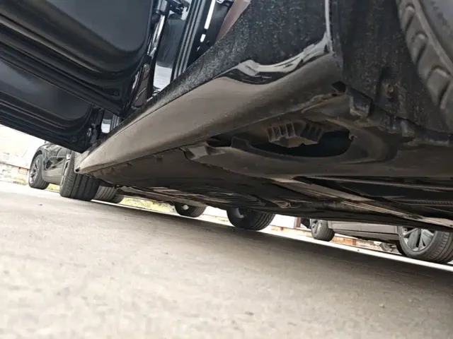 BMW 5 Series — Фото автомобиля 21