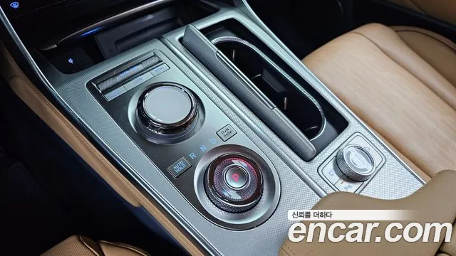 Genesis GV80 2.5T Бензин AWD — Фото автомобиля 9