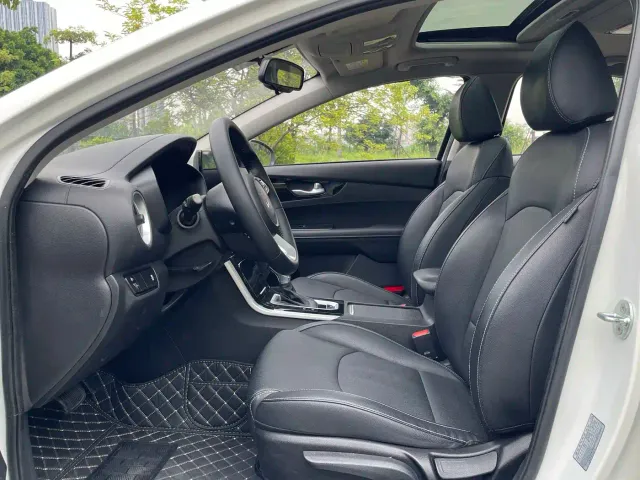 Kia K3 — Фото автомобиля 4