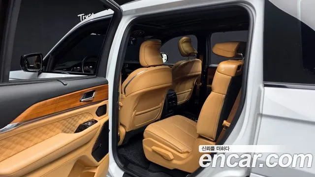 Jeep Cherokee WL — Фото автомобиля 16