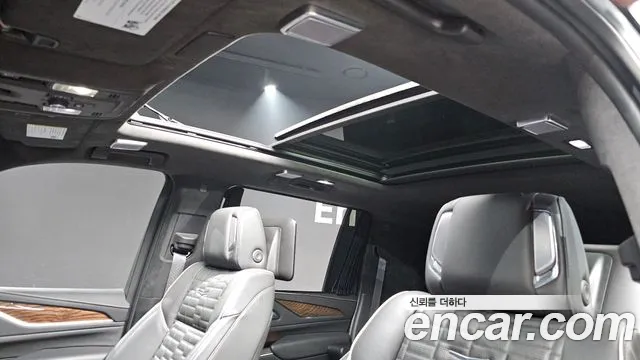 Cadillac Escalade Escalade 5 поколение — Фото автомобиля 15