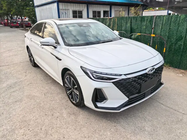 Chery Arrizo 8 — Фото автомобиля 3