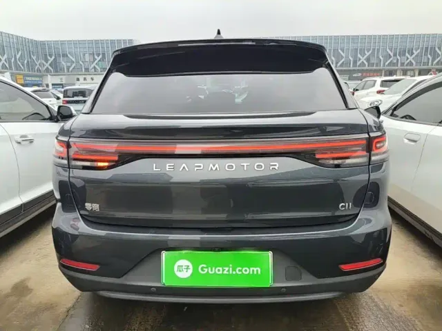 Leapmotor Leapmotor C11 2023 Range Extender 180 Comfort Edition — Фото автомобиля 5
