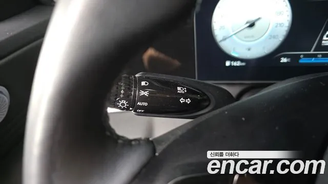 Hyundai AVANTE Avante (CN7) — Фото автомобиля 8