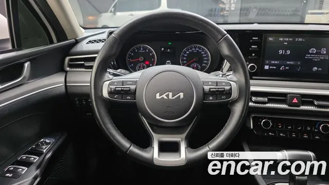 Kia K5 K5 3 поколение 2.0 LPI(Для проката) — Фото автомобиля 12