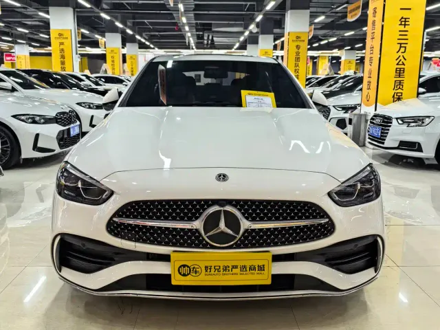 Mercedes-Benz C-Class — Фото автомобиля 2